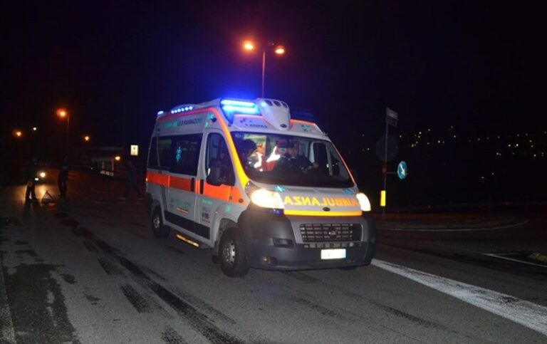 ambulanza notte